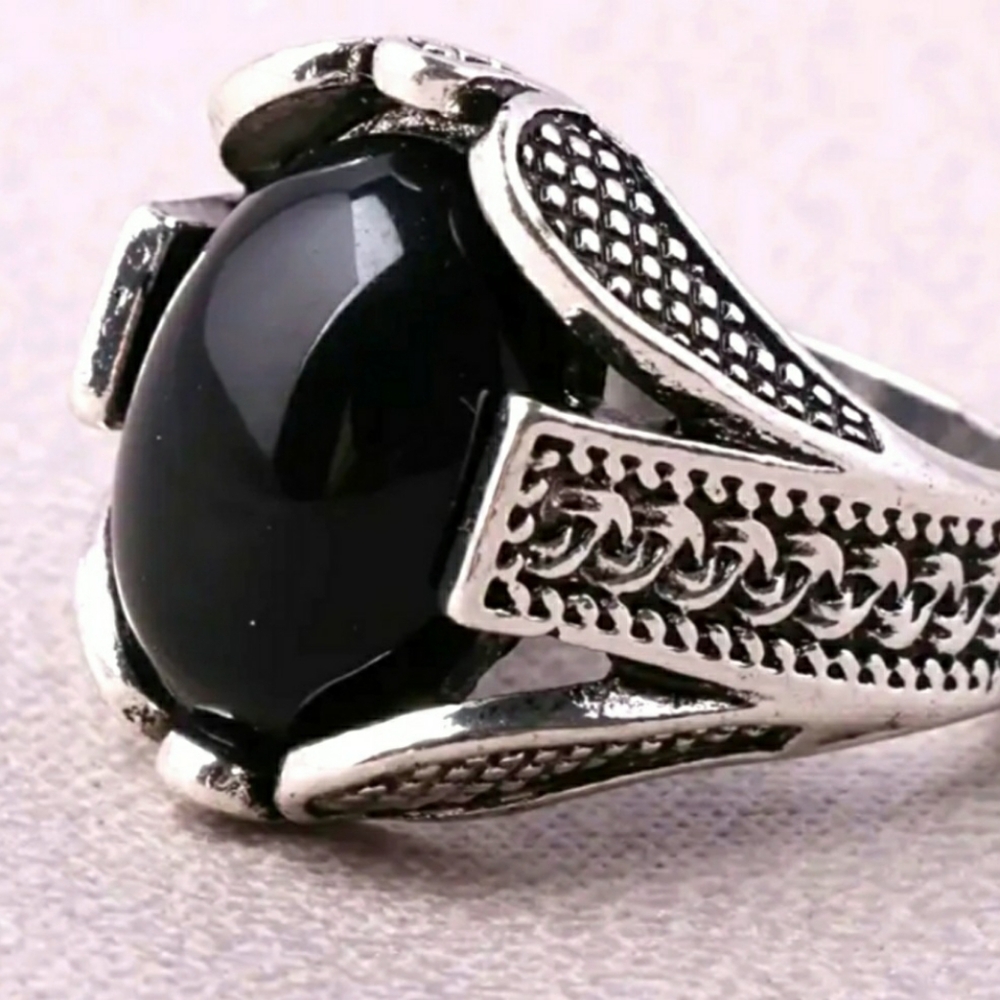 Silver and black precious stone ring, sz 6, NWT - Picture 6 of 6